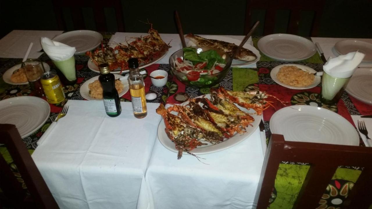 Lobster Chalets Villa Praia do Praia do Tofo Exteriör bild